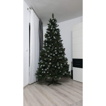 Umelý vianočný stromček Oscana 220 cm