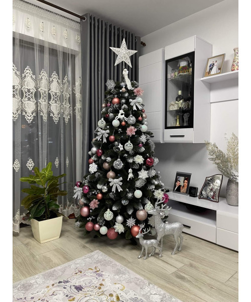 Umelý vianočný stromček Oscana 220 cm