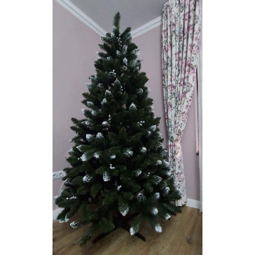 Umelý vianočný stromček Oscana 220 cm