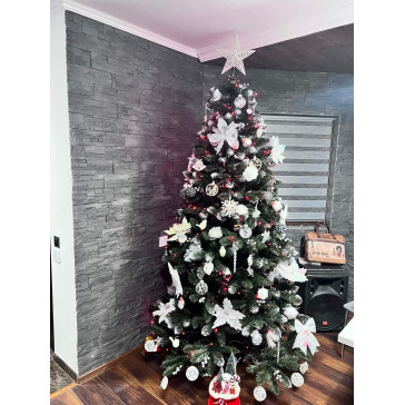 Umelý vianočný stromček Oscana 220 cm