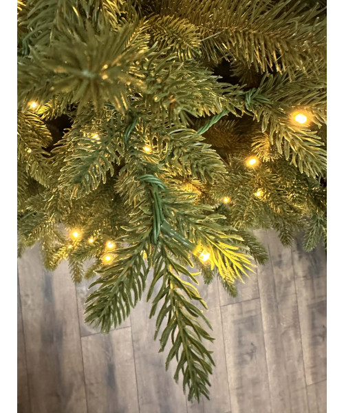 Umelý vianočný stromček Fabian so svetlami 3D + 2D - 220 cm