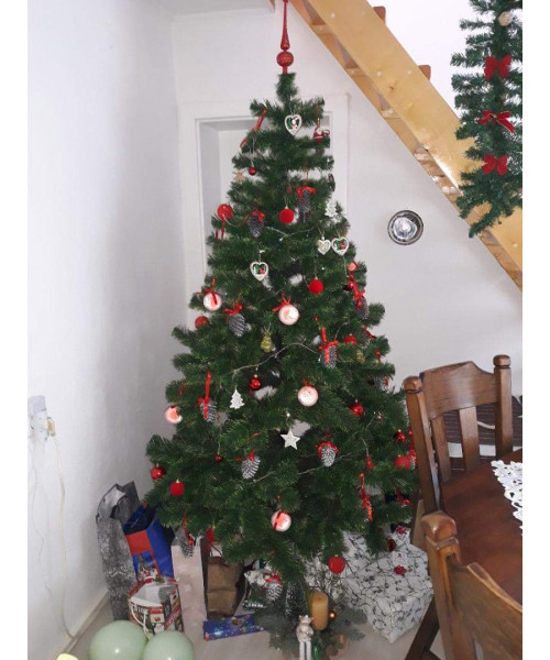 Umelý vianočný stromček Guatena 180 cm