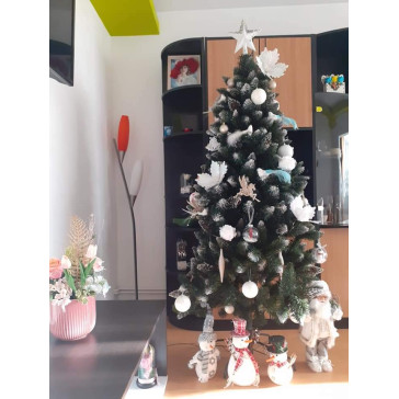 Umelý vianočný stromček Breaz 150 cm