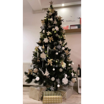 Umelý vianočný stromček Breaz 220 cm