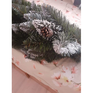 Umelý vianočný stromček Breaz 220 cm