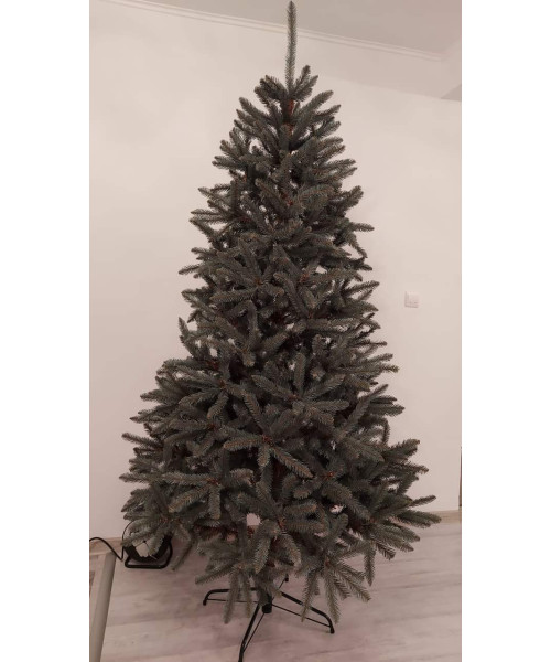 Umelý vianočný stromček Silver 220 cm